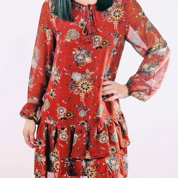 Cute shift dress💕 - Picture 2 of 4